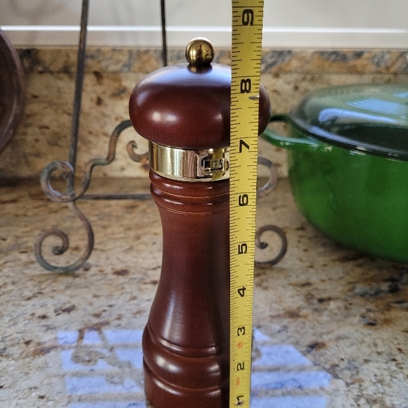WPepper Mill - Picture 7 of 7